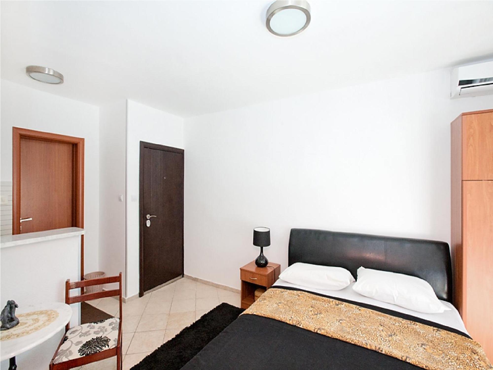 Klaris Guest House Budua Camera foto